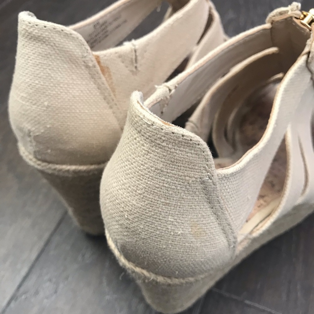 Wedge Sandals - Picture 4 of 7